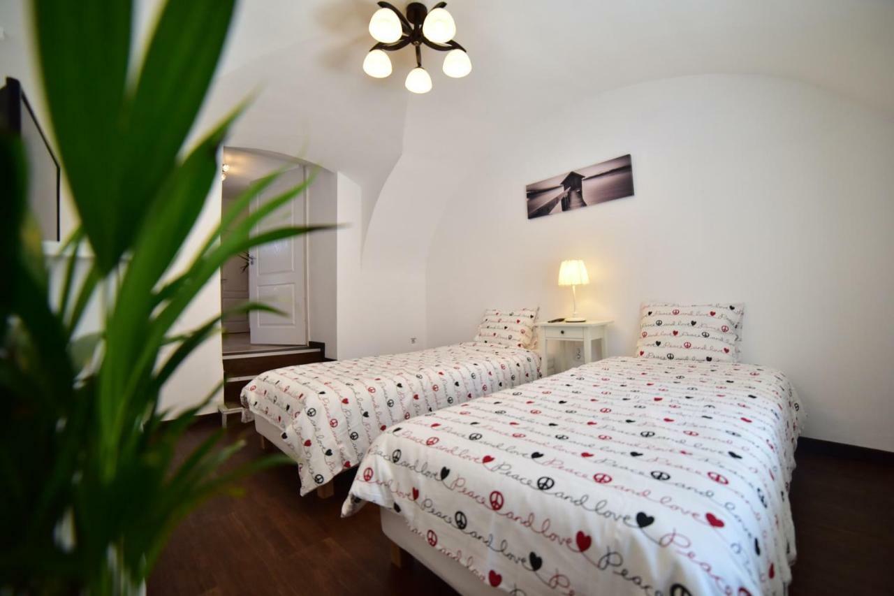 Casa Soare - Ultracentral Guesthouse Sibiu Exteriör bild